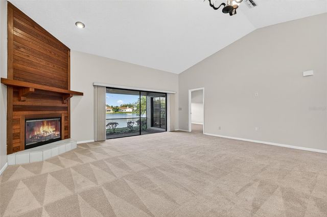 907 SAN CARLOS AVENUE NE, St Petersburg, FL 33702