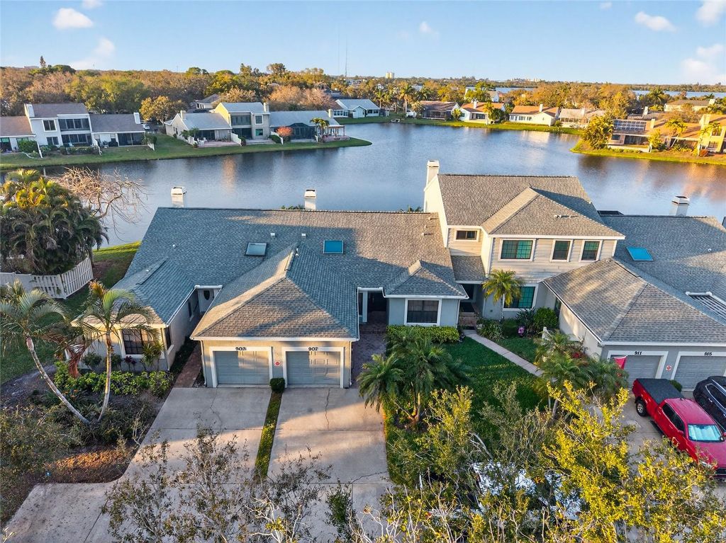 907 SAN CARLOS AVENUE NE, St Petersburg, FL 33702