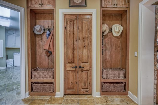 6925 S Sycamore Crossing Rd A, Bellville, TX 77418