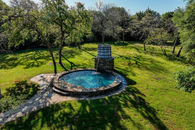 6925 S Sycamore Crossing Rd A, Bellville, TX 77418