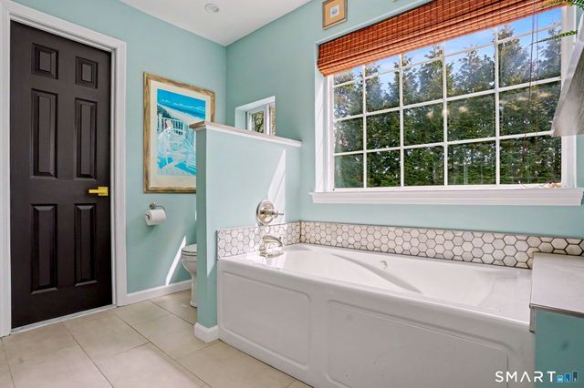 53 Oakland Drive, Trumbull, CT 06611