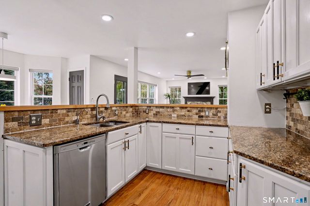 53 Oakland Drive, Trumbull, CT 06611