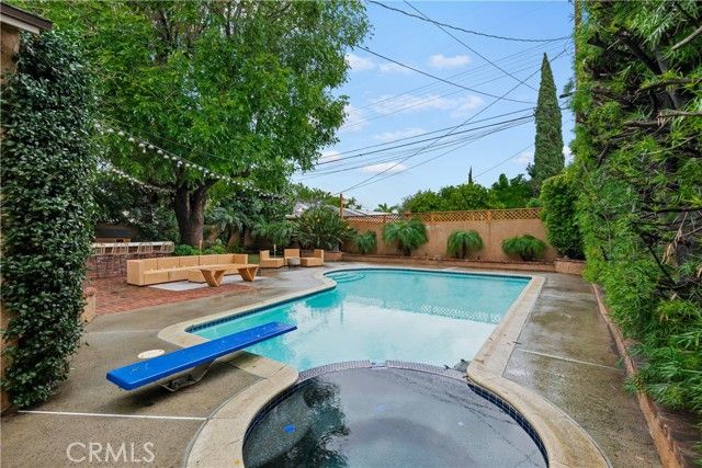 15815 Mayall Street, North Hills (los Angeles), CA 91343
