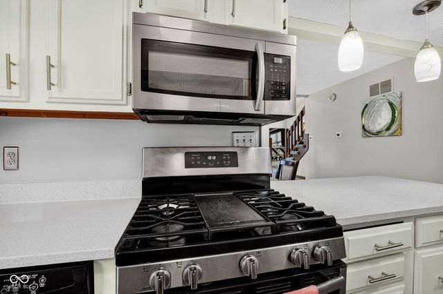 1142 Alydar Circle, Indianapolis, IN 46217