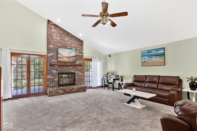 1142 Alydar Circle, Indianapolis, IN 46217