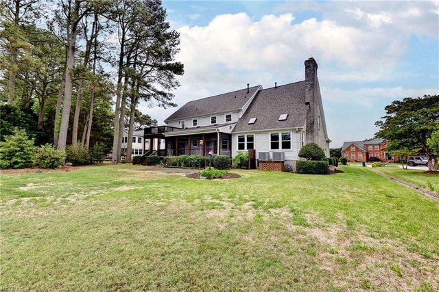 3 Carmines CT, Poquoson, VA 23662