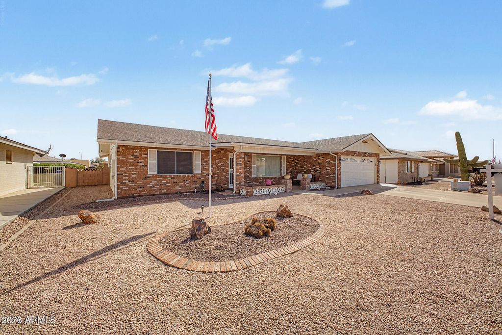 8239 E NAVARRO Avenue, Mesa, AZ 85209 — photo 3