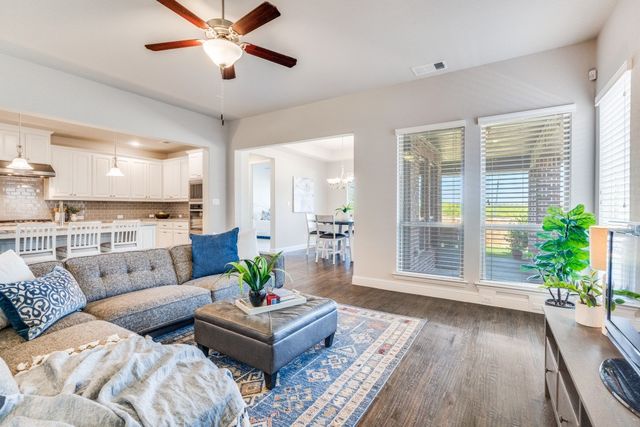 2165 Balcones Drive, Carrollton, TX 75010