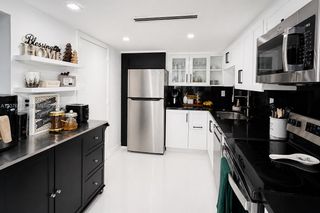 300 Bayview Drive PH11, Sunny Isles Beach, FL 33160