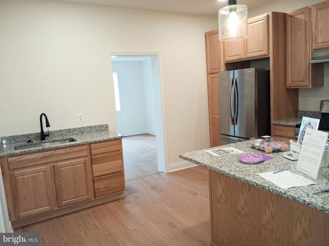 1712 SELMA AVE, Baltimore, MD 21227