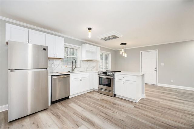 2198 Star Mist Drive SW, Atlanta, GA 30311