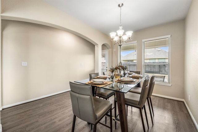 2802 Star Sky Way, Houston, TX 77045