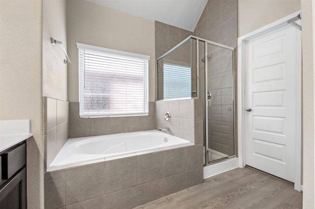 2802 Star Sky Way, Houston, TX 77045