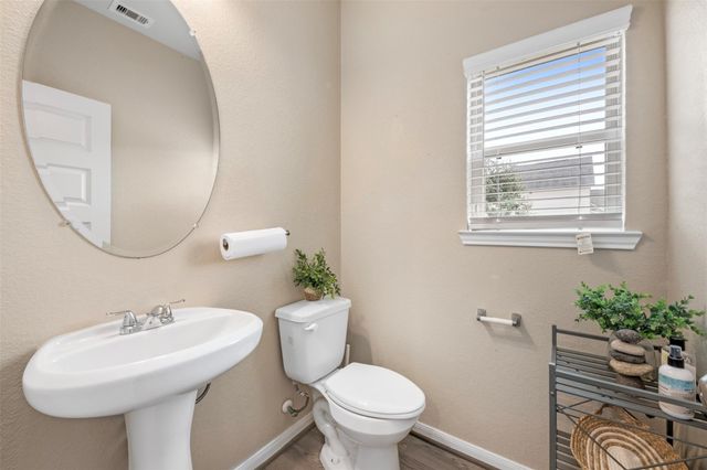 2802 Star Sky Way, Houston, TX 77045