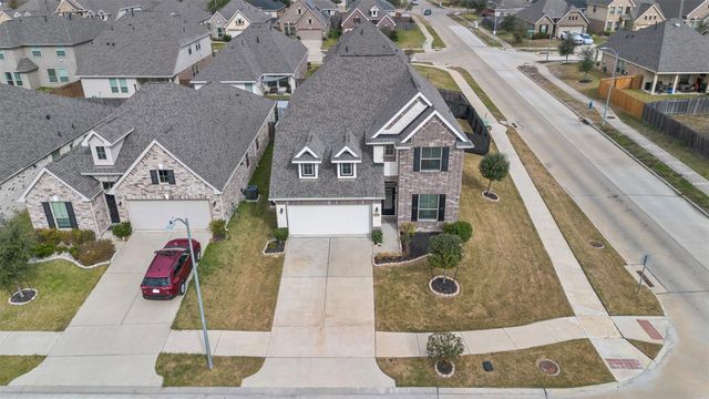 2802 Star Sky Way, Houston, TX 77045