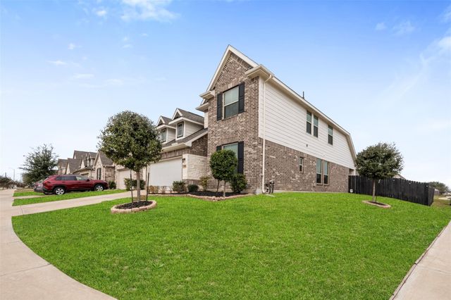 2802 Star Sky Way, Houston, TX 77045