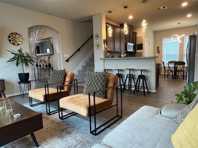 2802 Star Sky Way, Houston, TX 77045