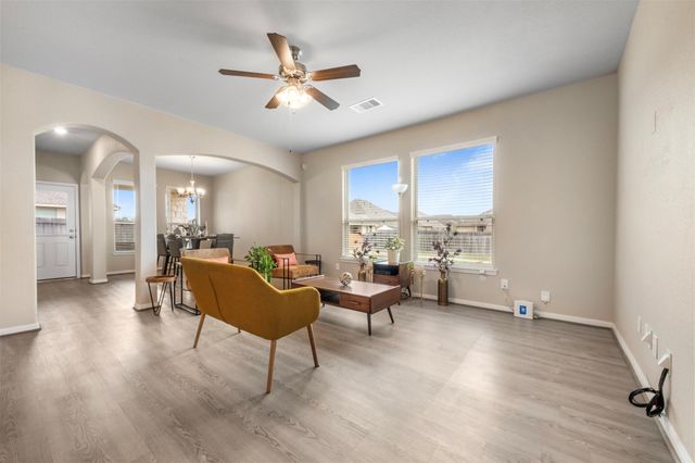 2802 Star Sky Way, Houston, TX 77045