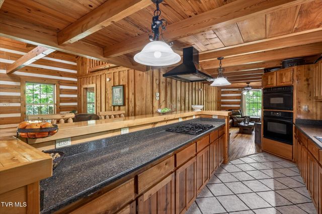 13544 Revera Drive, Mendota, VA 24270