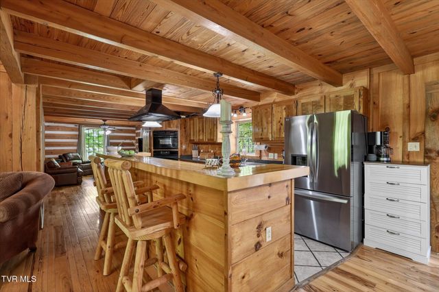 13544 Revera Drive, Mendota, VA 24270