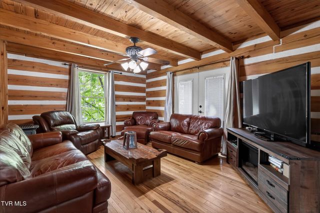 13544 Revera Drive, Mendota, VA 24270