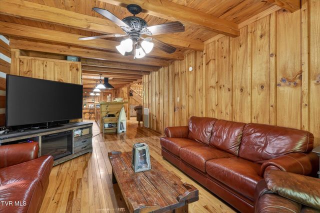 13544 Revera Drive, Mendota, VA 24270