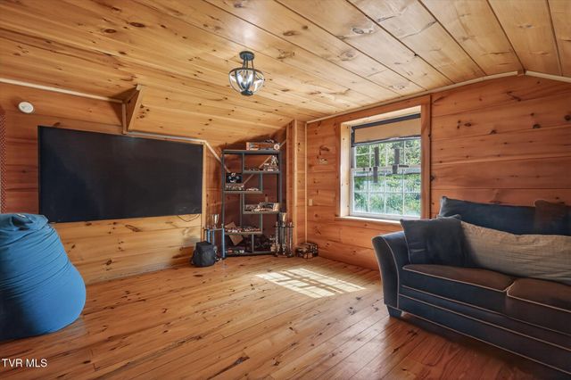 13544 Revera Drive, Mendota, VA 24270