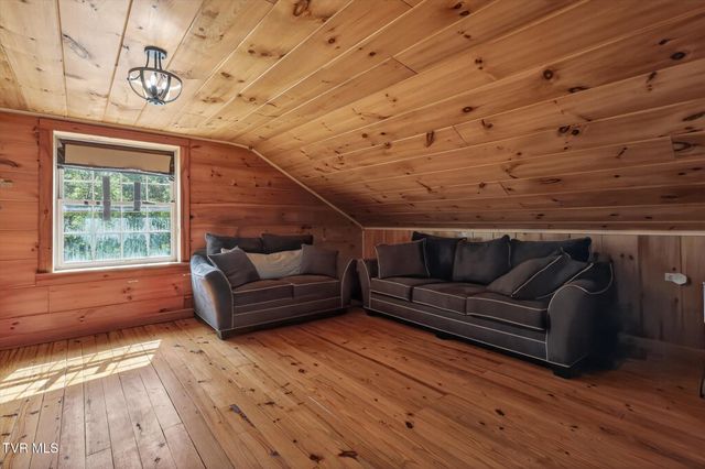13544 Revera Drive, Mendota, VA 24270