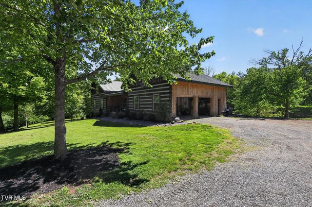 13544 Revera Drive, Mendota, VA 24270