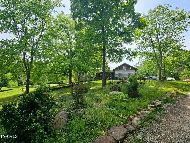 13544 Revera Drive, Mendota, VA 24270