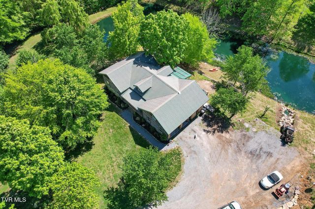 13544 Revera Drive, Mendota, VA 24270