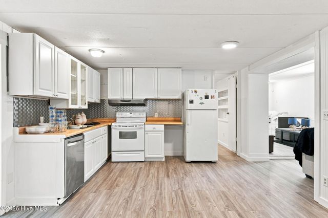 123 Rockledge Road, Wilmington, NC 28412