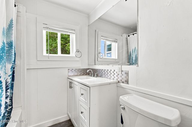 123 Rockledge Road, Wilmington, NC 28412