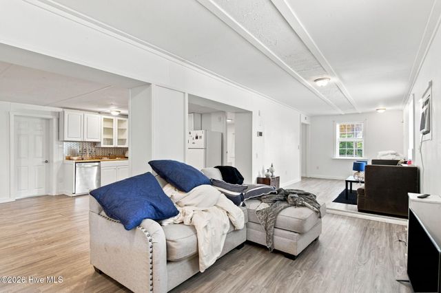 123 Rockledge Road, Wilmington, NC 28412