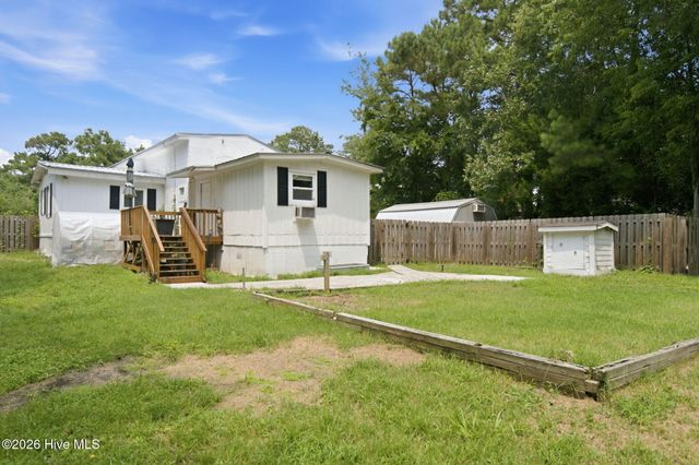 123 Rockledge Road, Wilmington, NC 28412