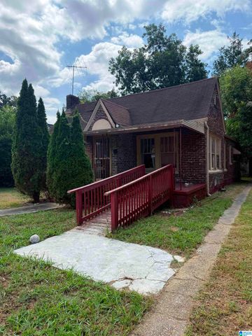 1809 SAINT CHARLES COURT SW, Birmingham, AL 35211