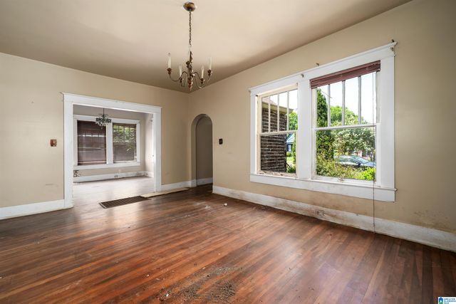 1809 SAINT CHARLES COURT SW, Birmingham, AL 35211