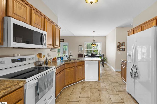 414 Landstone Terrace, Boiling Springs, SC 29316