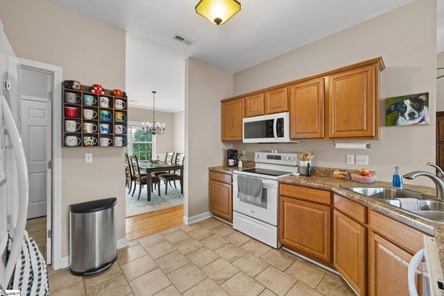 414 Landstone Terrace, Boiling Springs, SC 29316