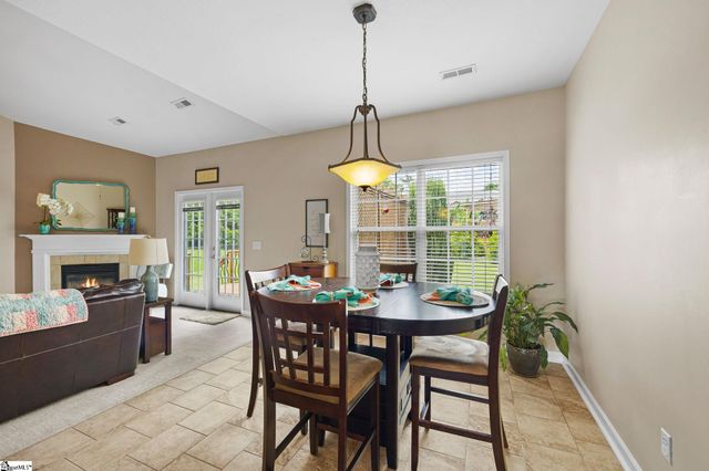 414 Landstone Terrace, Boiling Springs, SC 29316
