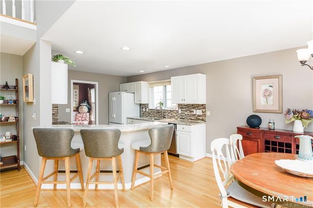 83 Fox Hollow 83, Avon, CT 06001