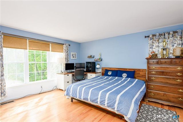 83 Fox Hollow 83, Avon, CT 06001