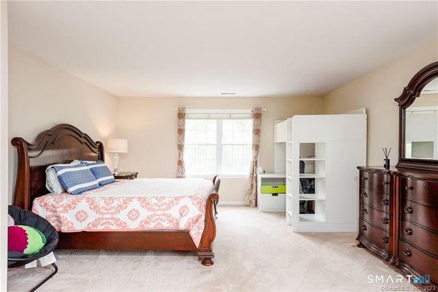 83 Fox Hollow 83, Avon, CT 06001