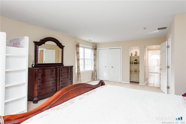 83 Fox Hollow 83, Avon, CT 06001