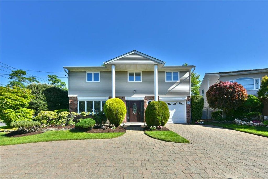 2783 Rita Court, Bellmore, NY 11710