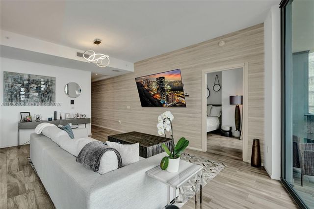 801 S Miami Ave 4901, Miami, FL 33130