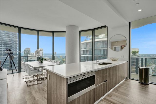 801 S Miami Ave 4901, Miami, FL 33130