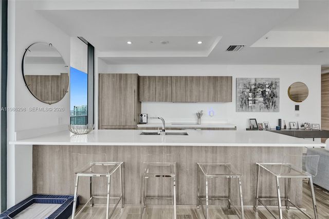 801 S Miami Ave 4901, Miami, FL 33130