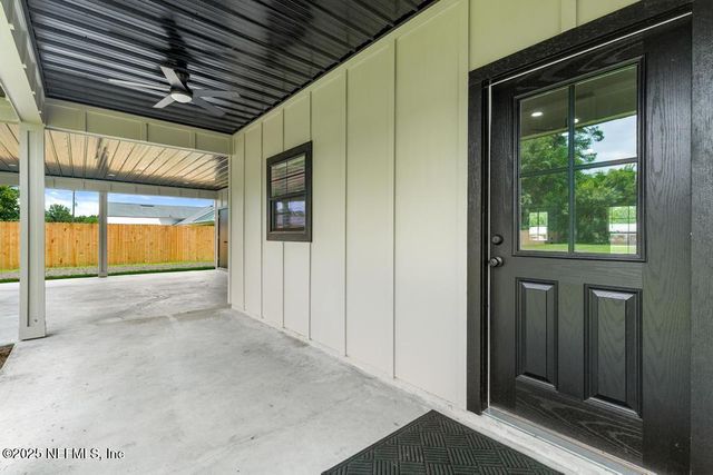 37280 NEW OAK Street, Hilliard, FL 32046