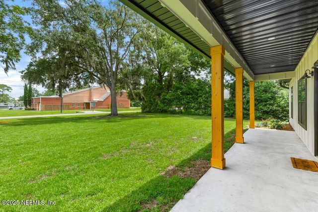 37280 NEW OAK Street, Hilliard, FL 32046